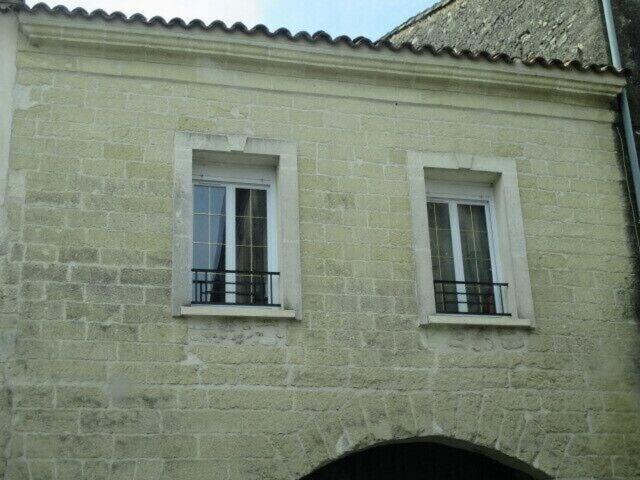 Appartement Sur Sommieres Jusqu'A 6 Personnes Buitenkant foto