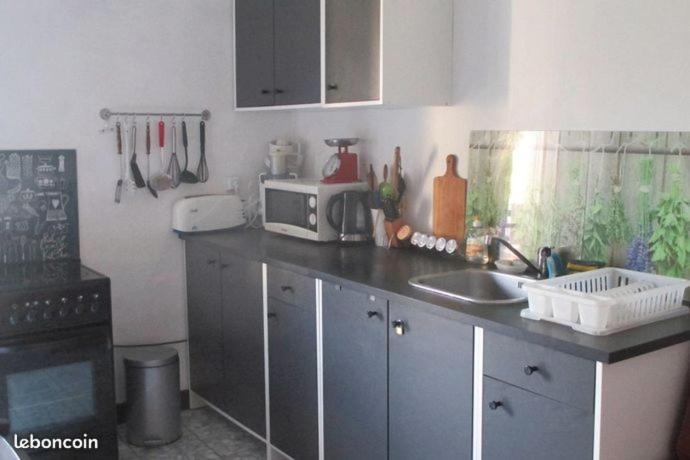 Appartement Sur Sommieres Jusqu'A 6 Personnes Buitenkant foto